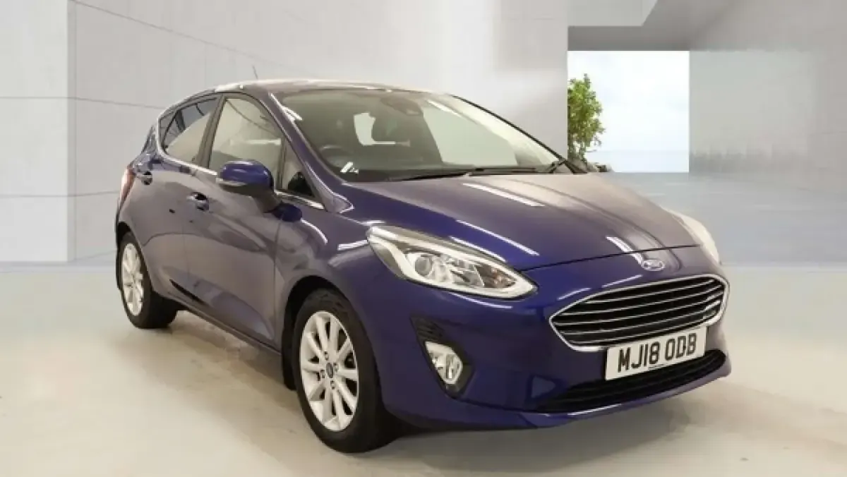 Usado Ford Fiesta Titanium 100 HP (73 kW) 2018 Azul Citadino