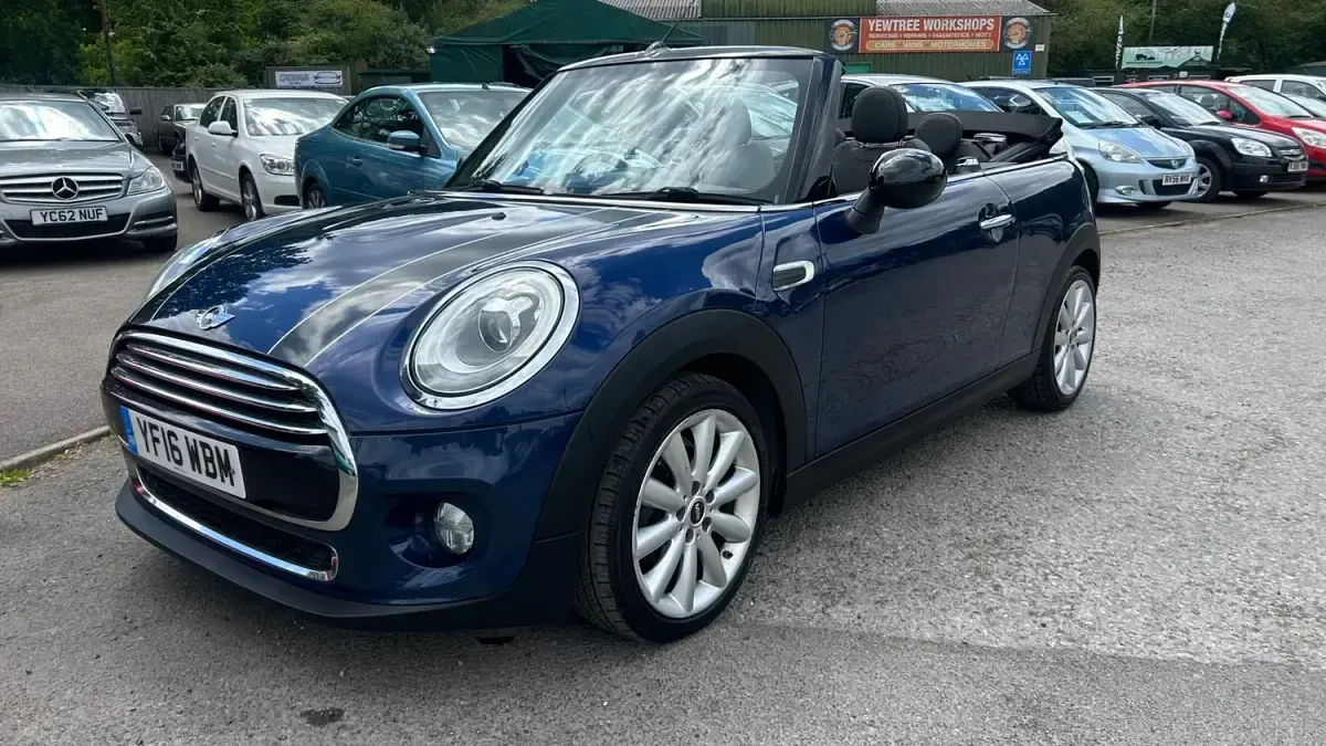 Used Mini Cooper D Cabriolet 2016 Blue Cabriolet