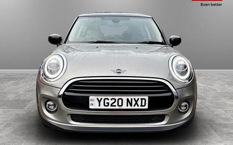 Used Mini Cooper Classic 136 HP (100 kW) 2021 Hatchback