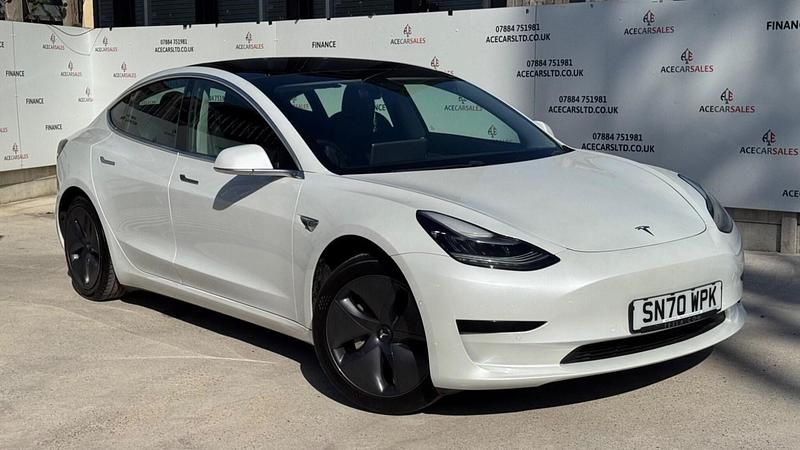 Used Tesla Model 3 Standard Range 239 kW (325 HP) 2020 White Sedan