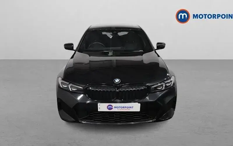 Usado BMW 320 M Sport 190 CV (139 kW) 2023 Negro Berlina