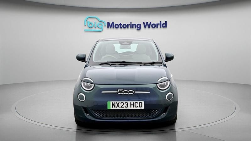 Used Fiat 500e La Prima 86 kW (118 HP) 2023 Green Hatchback