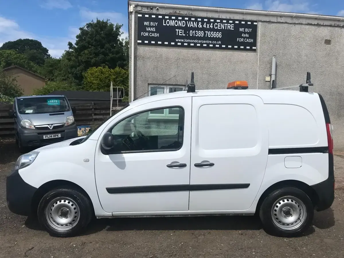 Usado Renault Kangoo Business 2016 Branco Monovolume