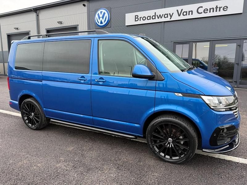 Used VW Shuttle SE 2020 Blue MPV