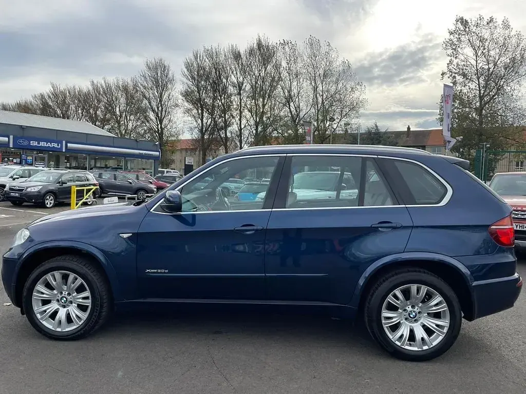 Używany BMW X5 M Sport 245 KM (180 kW) 2011 Niebieski SUV