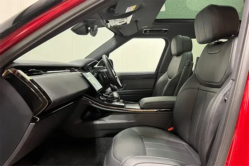 Used Land Rover Range Rover Sport SE Dynamic 433 HP (318 kW) 2023 Red SUV