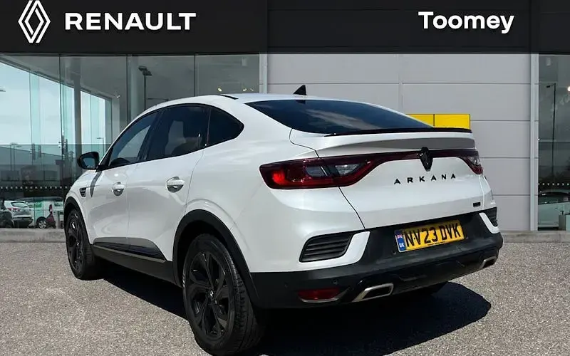 Used Renault Arkana Engineered 143 HP (105 kW) 2023 White  SUV