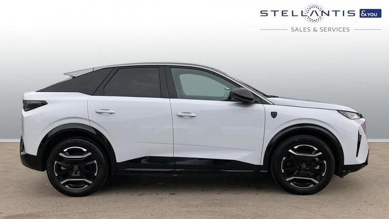 Used Peugeot e-3008 GT 152 kW (207 HP) 2025 White SUV