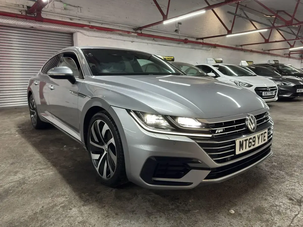 Used VW Arteon R-line 190 HP (139 kW) 2019 Silver Hatchback