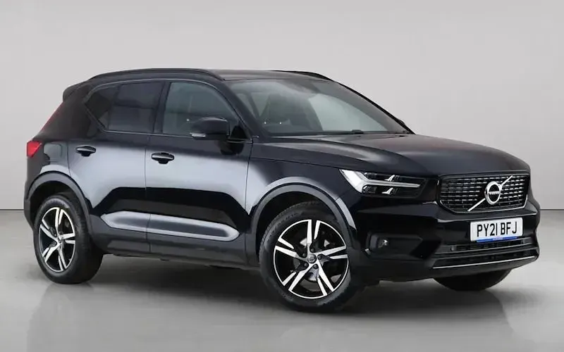 Used Volvo XC40 R-Design 163 HP (119 kW) 2021 SUV