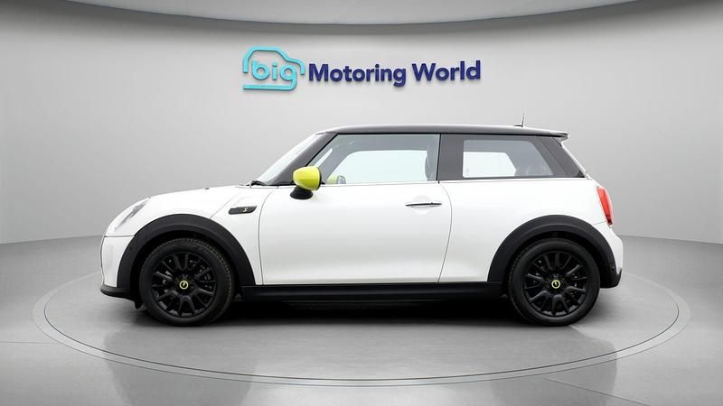 Used Mini Cooper SE Hatch 133 kW (181 HP) 2023 Hatchback