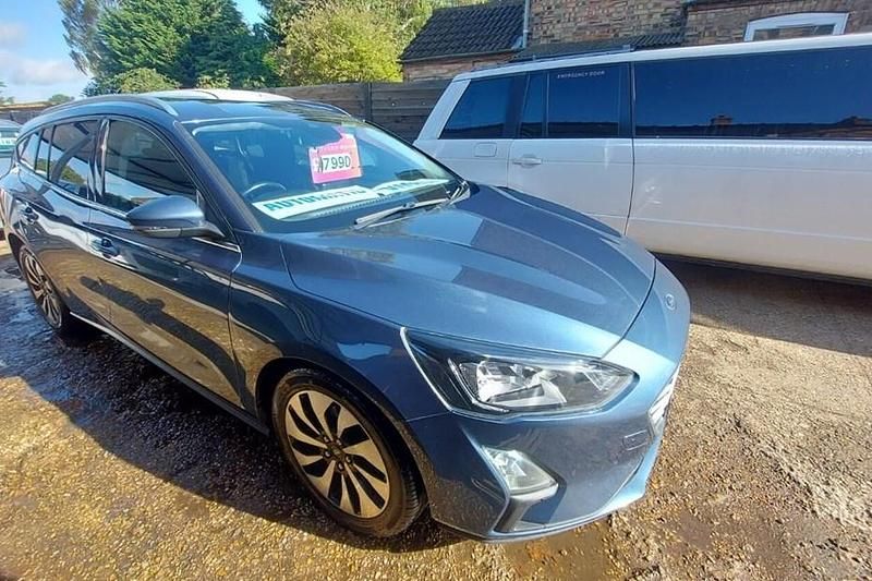 Blue Used 2020 Ford Focus Zetec Estate | £7,990 (Expensive) - Image 1/1