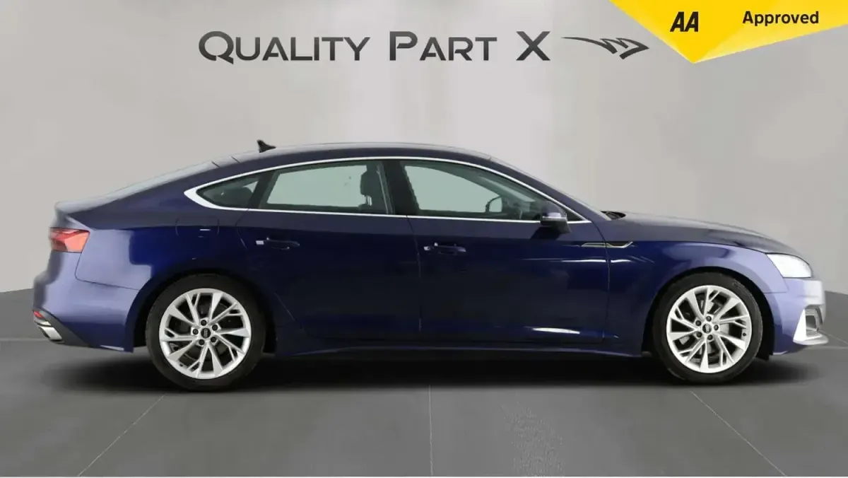 Used Audi A5 Sportback Sport 150 HP (110 kW) 2022 Blue Hatchback