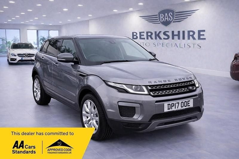 Used Land Rover Range Rover evoque SE 240 HP (176 kW) 2017 Hatchback