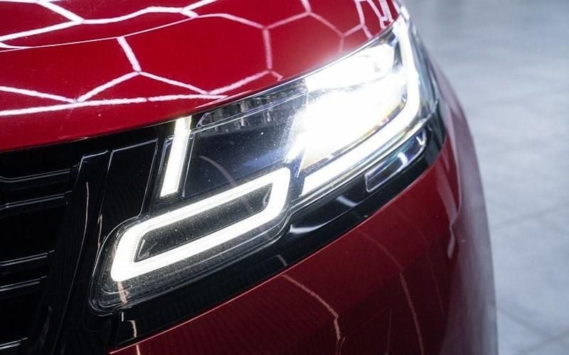 Used Land Rover Range Rover Velar R-Dynamic 241 HP (177 kW) 2020 SUV