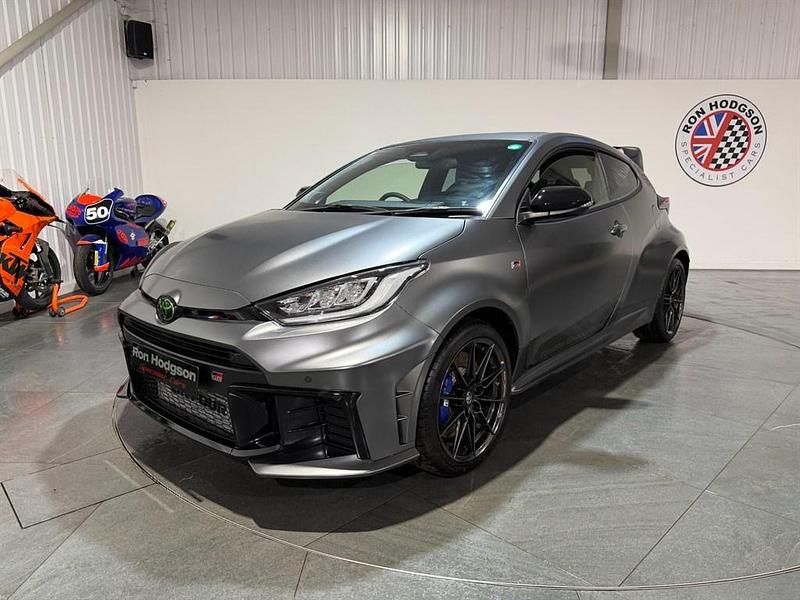 Used Toyota Yaris Edition 2024 Matte stealth gray Hatchback