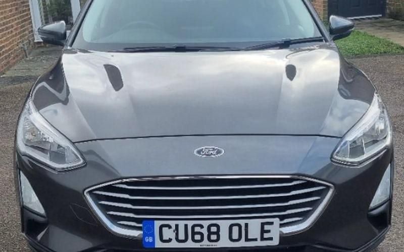 Used 2020 Ford Focus Zetec Hatchback | £8,999 (Good price) - Image 1/2
