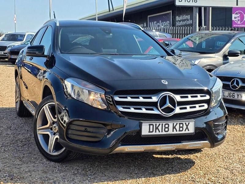 Used Mercedes GLA200 Executive 136 HP (100 kW) 2018 Black SUV