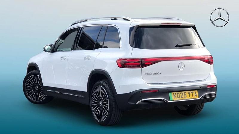 Used Mercedes EQB250+ AMG Line Premium 139 kW (190 HP) 2025 White SUV