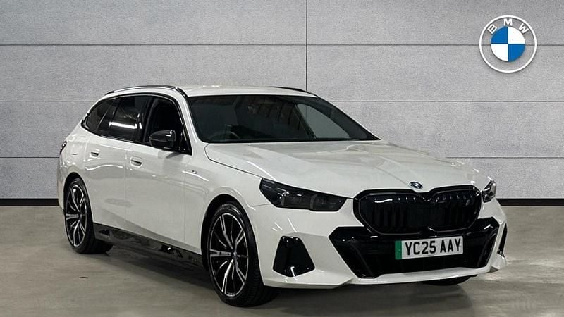 New BMW i5 M Sport 250 kW (340 HP) 2025 White Estate