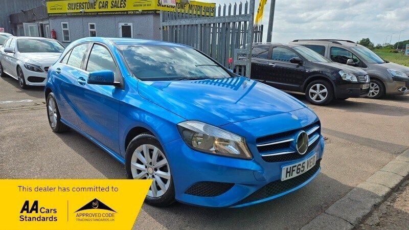 Blue Used 2015 Mercedes A180 SE Hatchback | £7,845 (Fair price) - Image 1/3