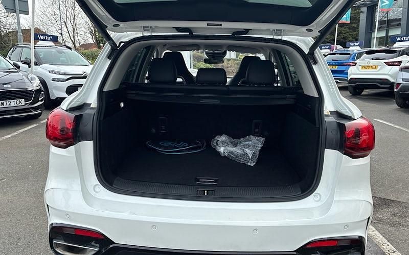 Used MG HS Trophy 258 HP (189 kW) 2024 White SUV