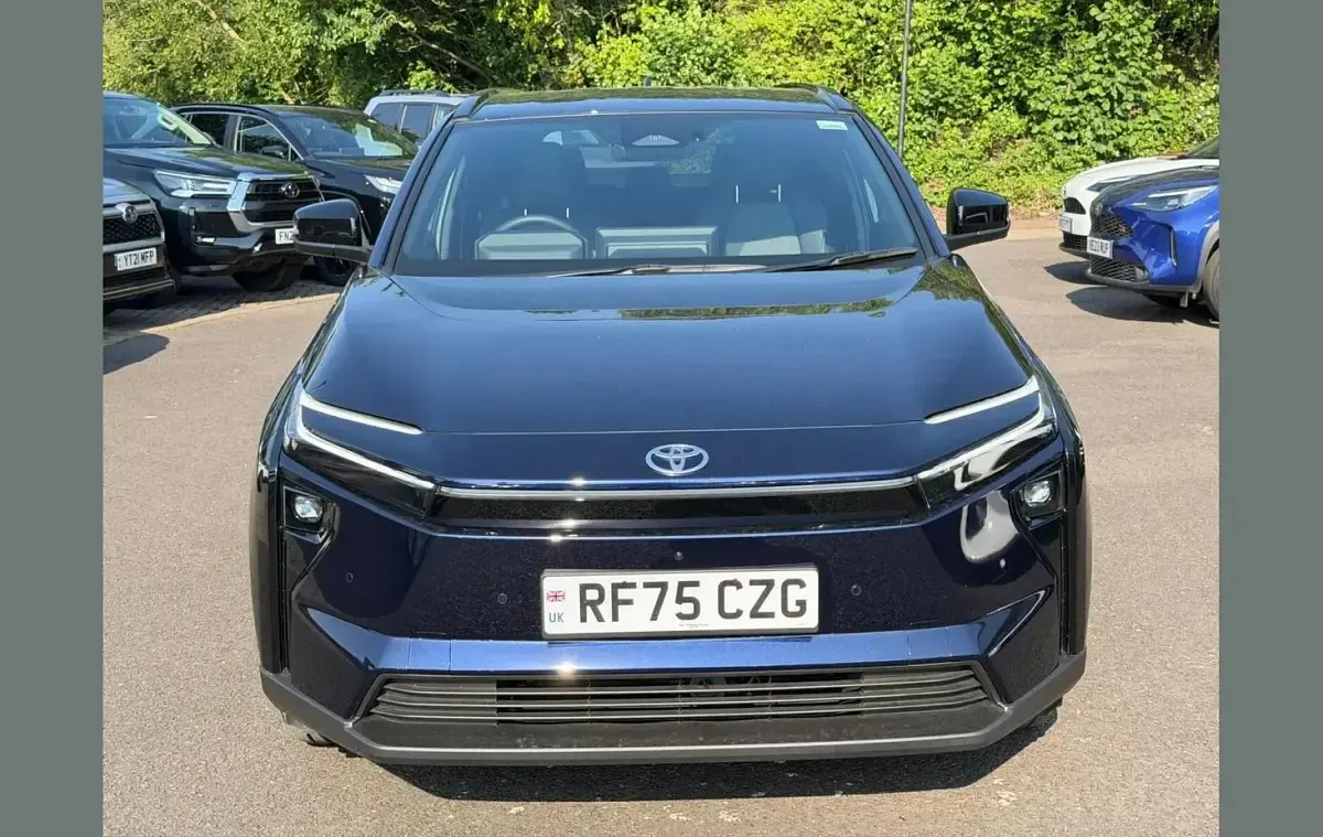 New Toyota bZ4X Design 164 kW (224 HP) 2026 Blue SUV