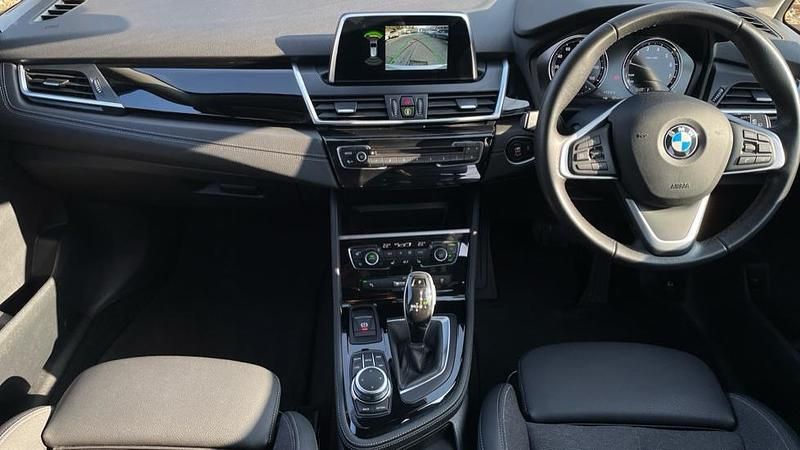 Used BMW 218 Active Tourer Sport Line 138 HP (101 kW) 2019 Silver MPV