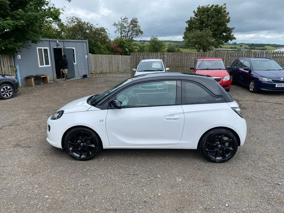 Used Vauxhall Adam 2016 White Hatchback
