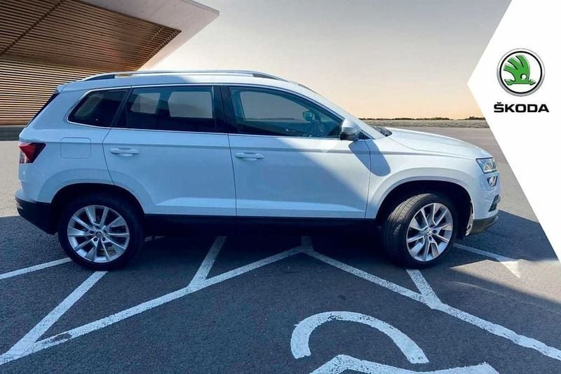 Used Skoda Karoq SE 150 HP (110 kW) 2020 White SUV
