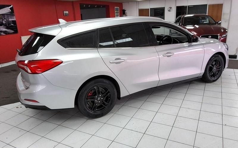 Used Ford Focus Zetec 2019 Silver Estate
