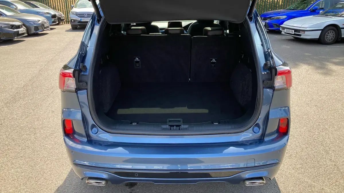 Used Ford Kuga ST-Line X 150 HP (110 kW) 2023 Blue SUV