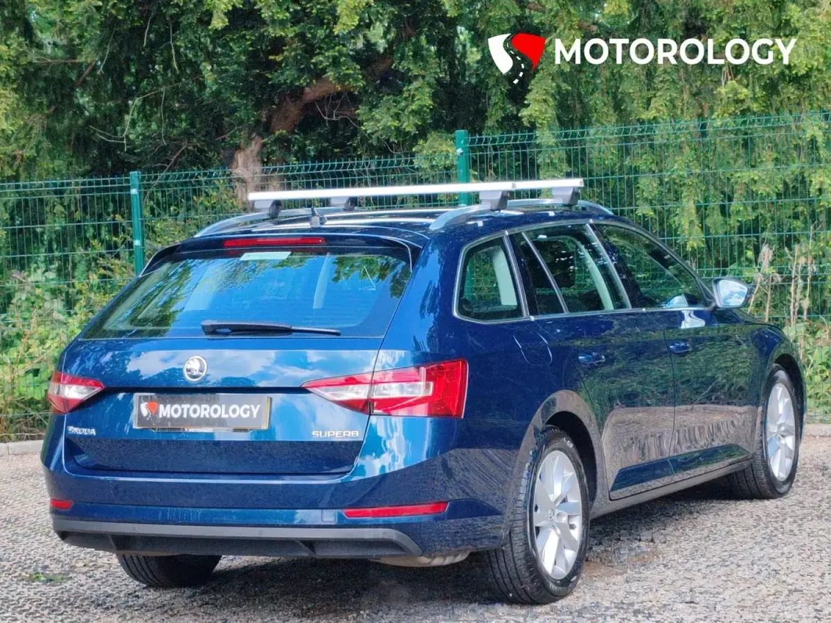 Gebraucht Skoda Superb SE 150 PS (110 kW) 2019 Blau Kombi