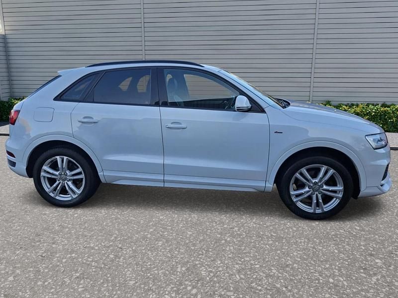 Used Audi Q3 S-Line 180 HP (132 kW) 2017 White SUV