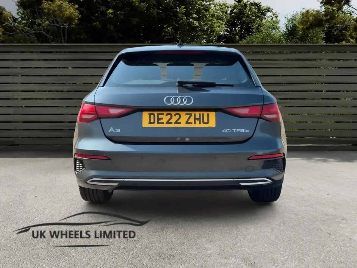Used Audi A3 Sportback Sport 204 HP (150 kW) 2022 Grey Hatchback