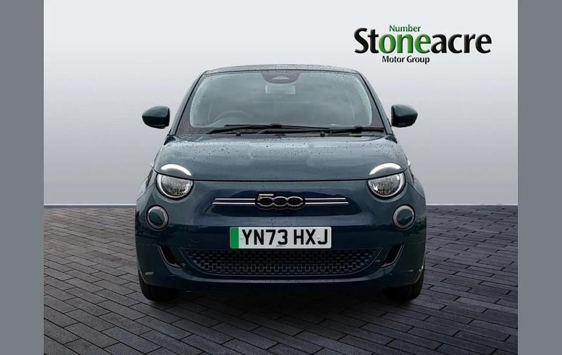 Second-hand Fiat 500e Action 69 kW (95 CP) 2023 Verde Hatchback
