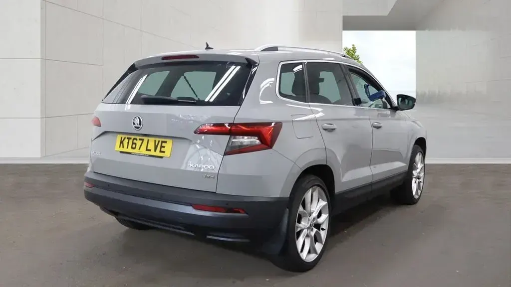Used Skoda Karoq 150 HP (110 kW) 2018 Grey SUV