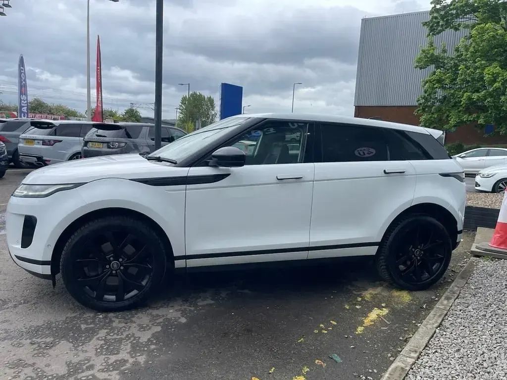 Używany Land Rover Range Rover evoque SE 180 KM (132 kW) 2019 Biały SUV