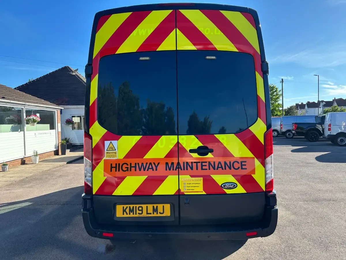Used Ford Transit 170 HP (125 kW) 2019 Blue Van