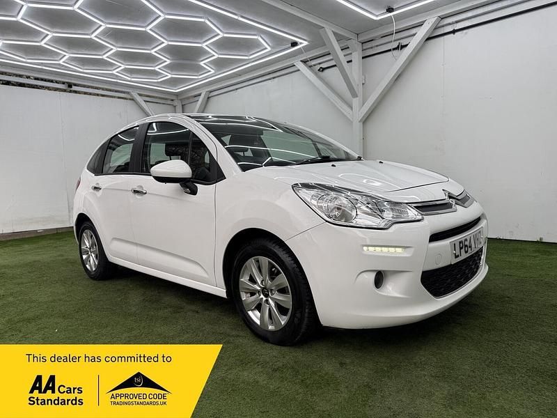 Used Citroën C3 PureTech 2015 White Hatchback