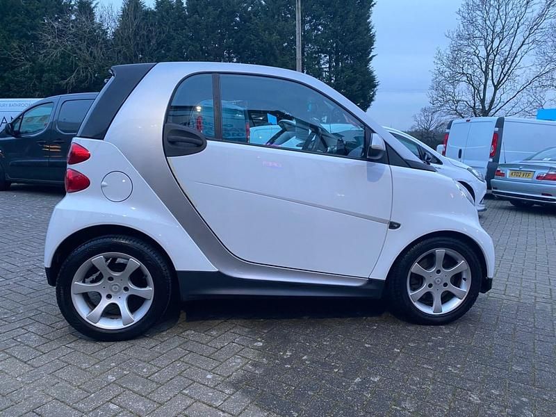Used Smart ForTwo Coupé Pure 2013 White Coupe