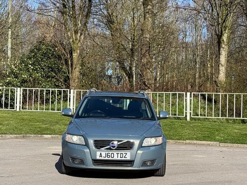Used Volvo V50 SE Lux 115 HP (84 kW) 2011 Blue Estate