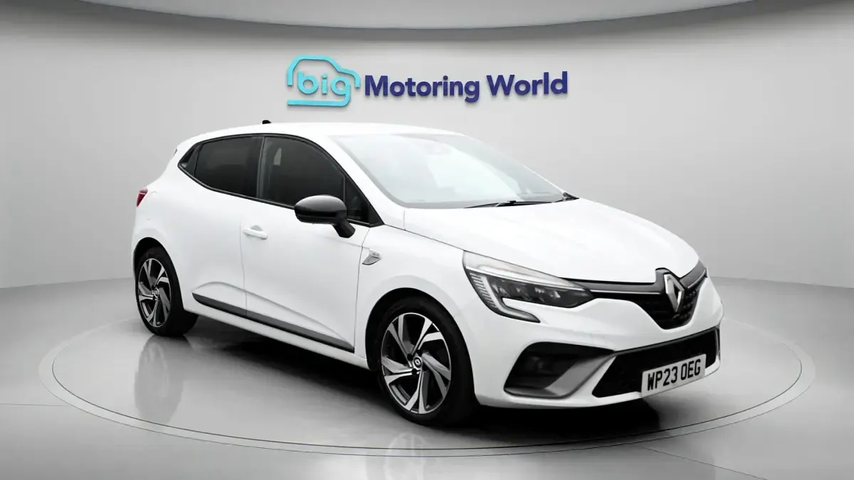 Używany Renault Clio V RS Line 90 KM (66 kW) 2023 Hatchback