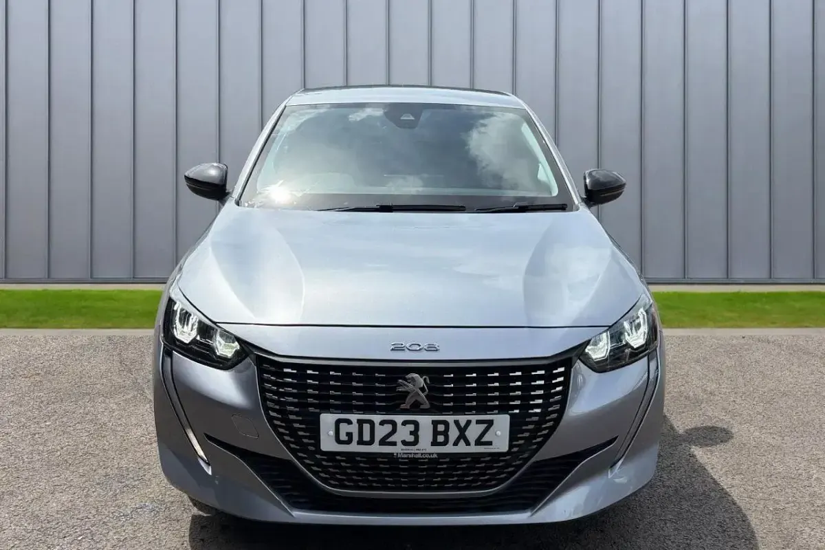 Used Peugeot 208 Active+ 99 HP (72 kW) 2023 Grey Hatchback