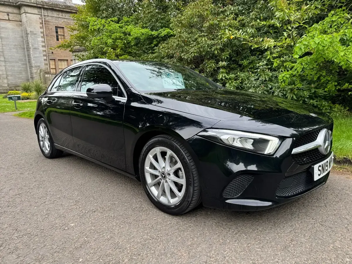 Used Mercedes A180 116 HP (85 kW) 2019 Black Hatchback