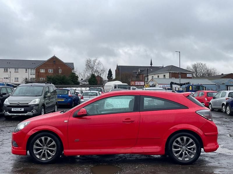 Used Vauxhall Astra Sport 2010 Red Hatchback