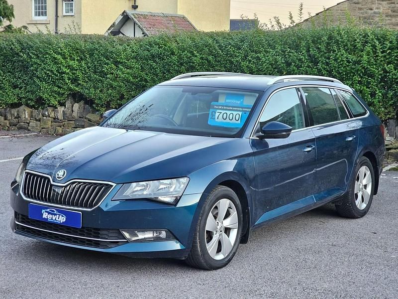 Used Skoda Superb SE 120 HP (88 kW) 2018 Blue Estate