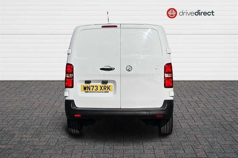 Used Vauxhall Vivaro S 100 HP (73 kW) 2023 White MPV