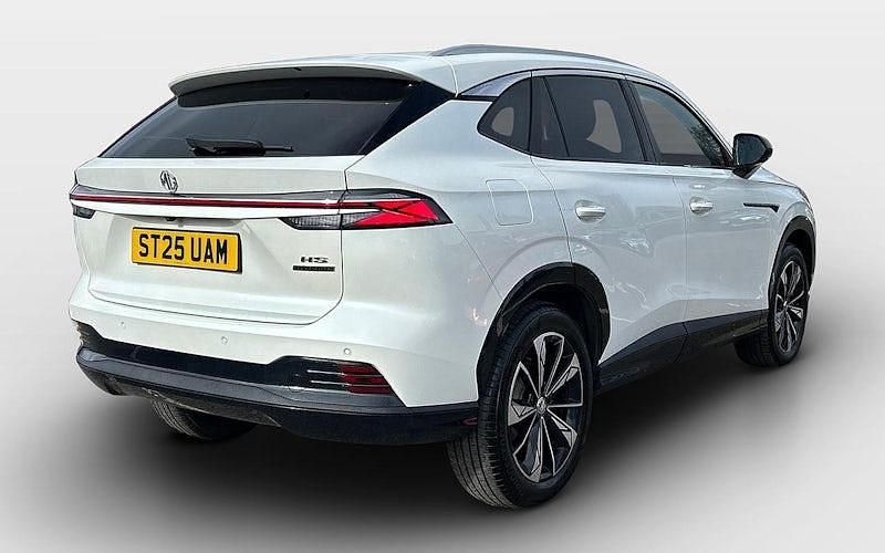 Used MG HS Trophy 224 HP (164 kW) 2025 White SUV