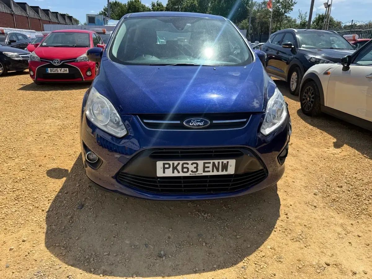 Used Ford C-MAX Zetec 2013 Blue MPV